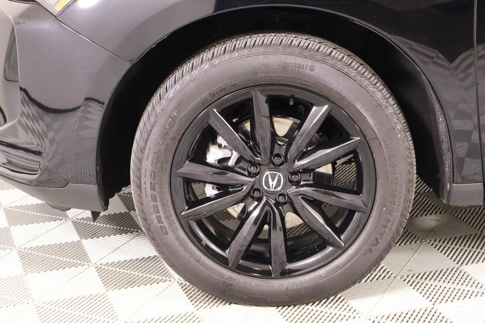 Used 2025 Acura RDX SH-AWD image 18