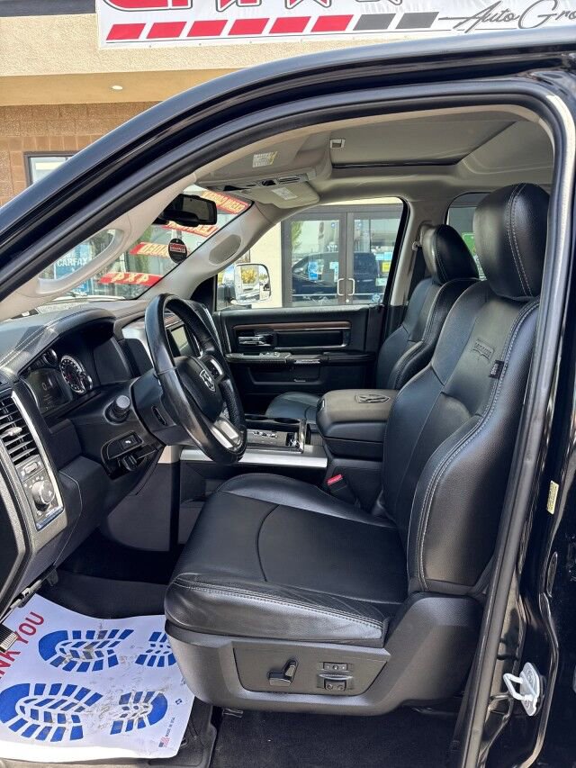 Used 2013 RAM 1500 Laramie w/ Convenience Group AWD/4WD image 9