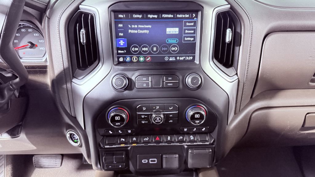 Used 2020 Chevrolet Silverado 1500 LTZ AWD/4WD image 13