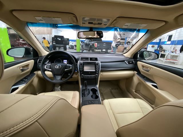 Used 2015 Toyota Camry XLE image 28