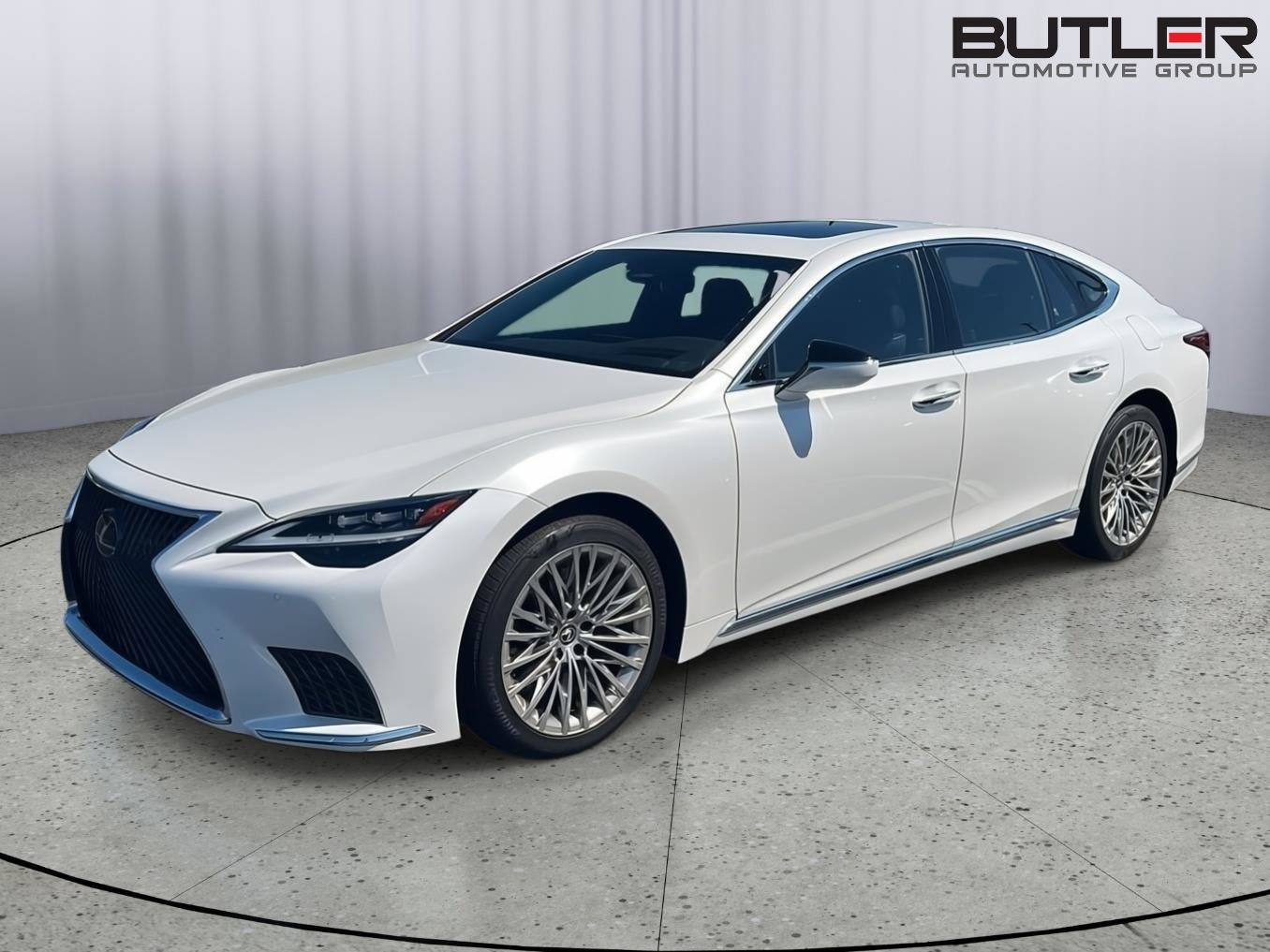 Used 2024 Lexus LS 500 image 2