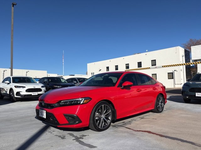 Used 2024 Honda Civic Touring image 2