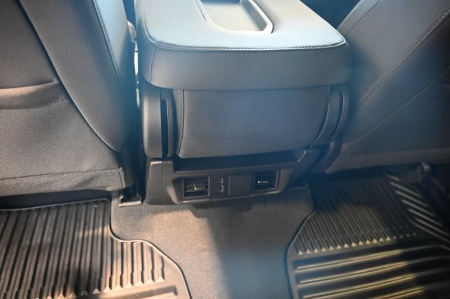 New 2026 Chevrolet Silverado 1500 Custom Trail Boss w/ LPO, Dark Essentials Package AWD/4WD image 24