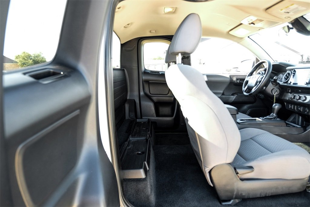 Used 2021 Toyota Tacoma SR image 34