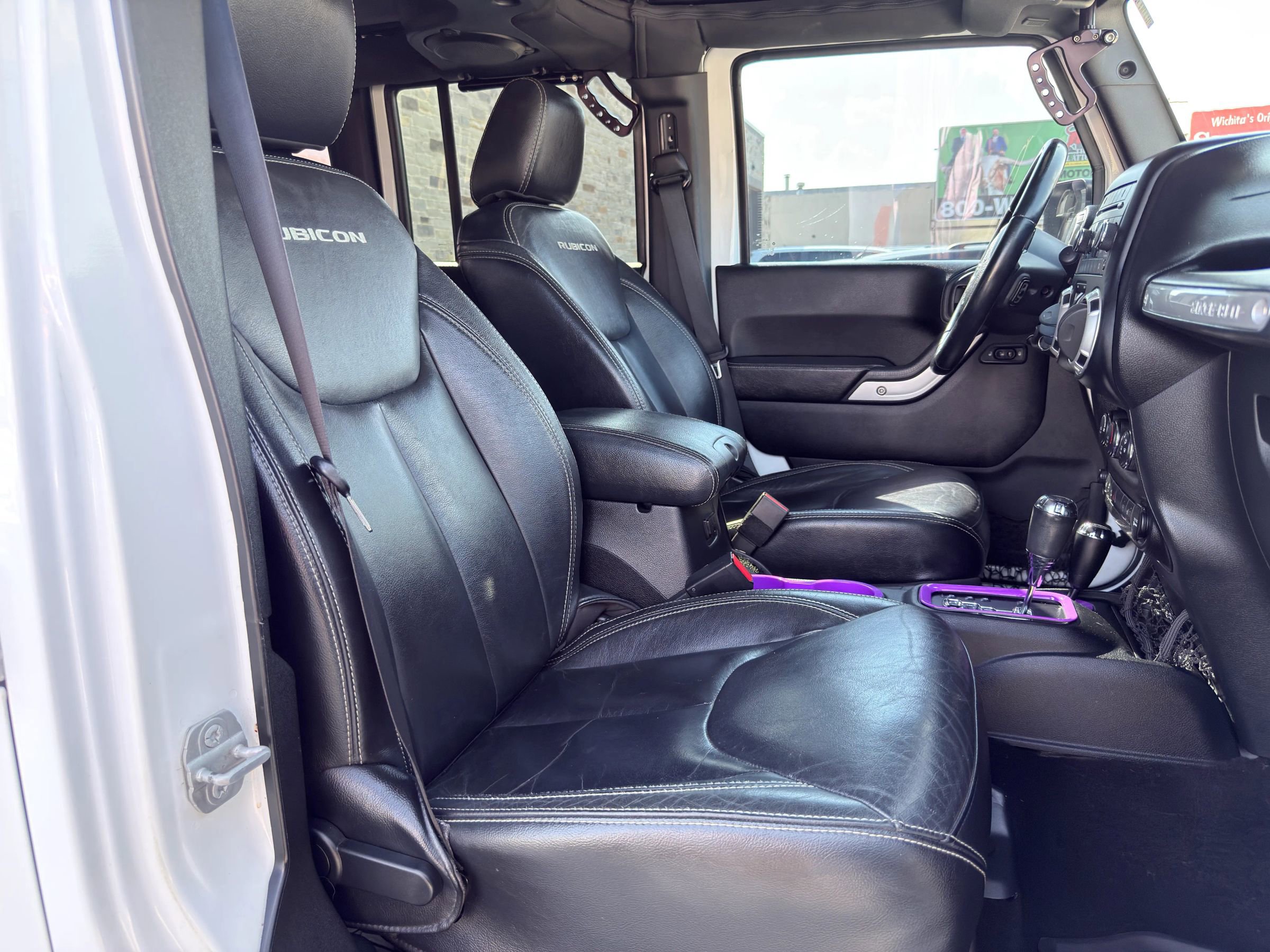 Used 2014 Jeep Wrangler Unlimited Rubicon image 18