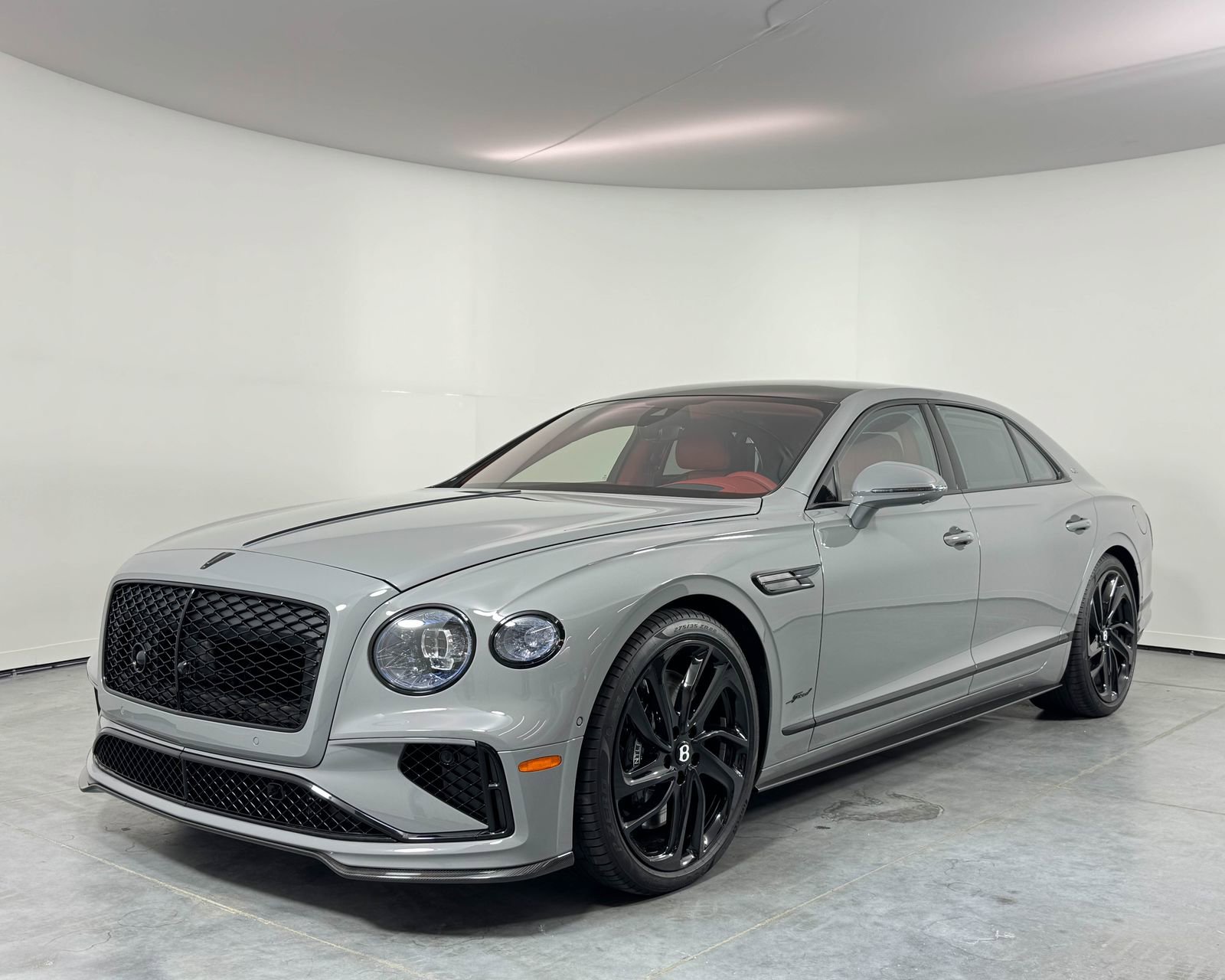 New 2025 Bentley Flying Spur Plug-In Hybrid image 7