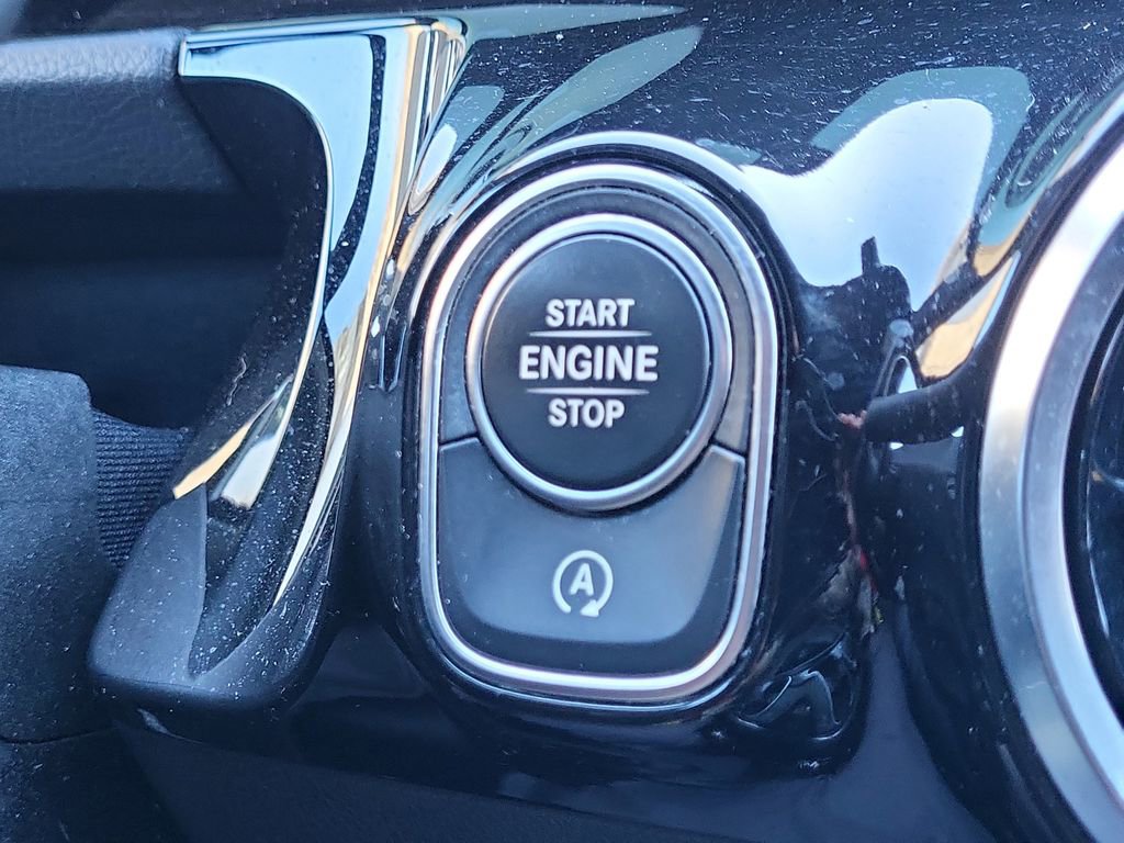 Certified 2021 Mercedes-Benz GLA 250 4MATIC image 20