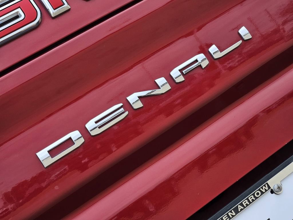 Used 2020 GMC Sierra 2500 Denali w/ Denali Ultimate Package image 16