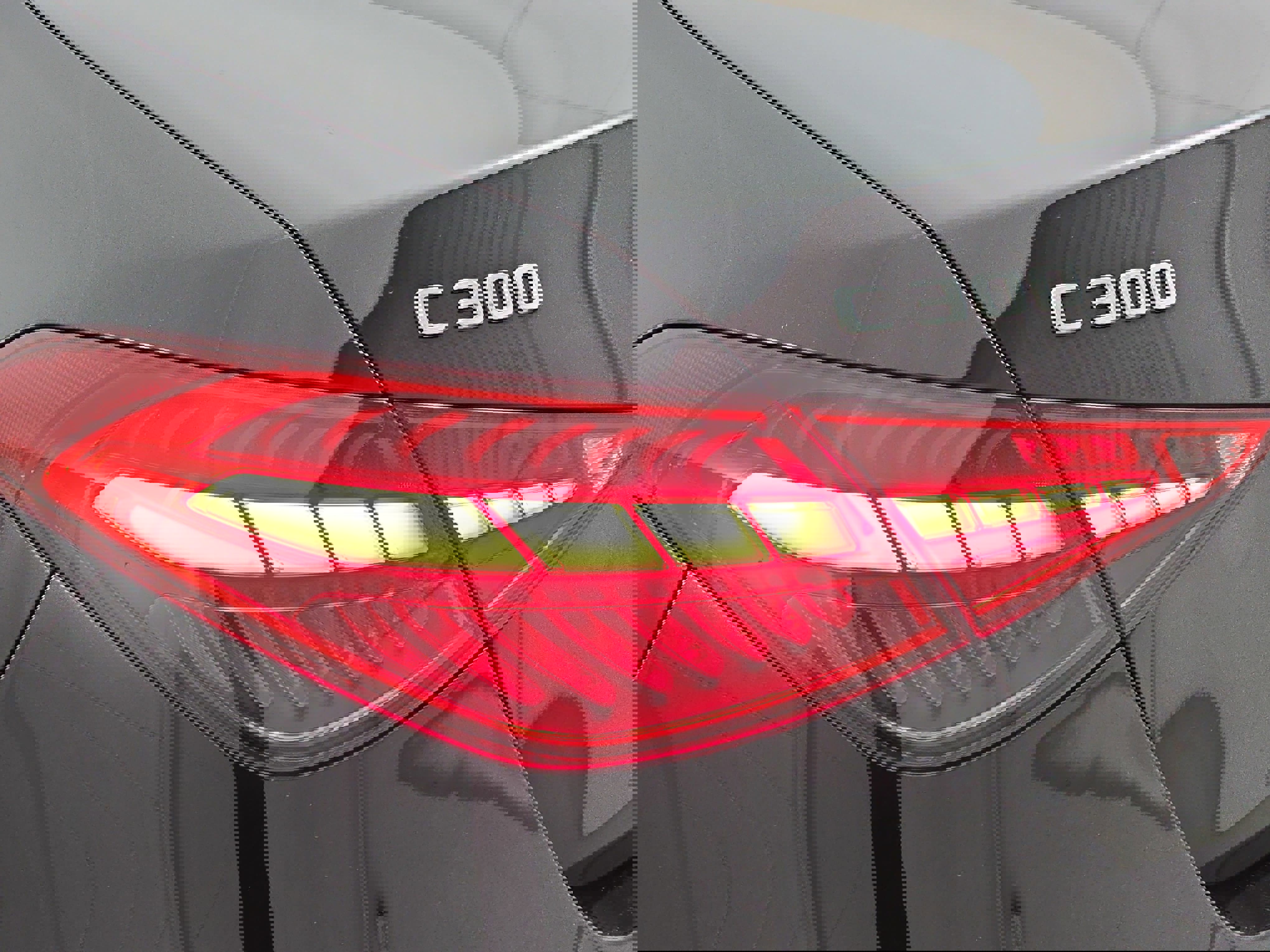 Used 2025 Mercedes-Benz C 300 Sedan image 34