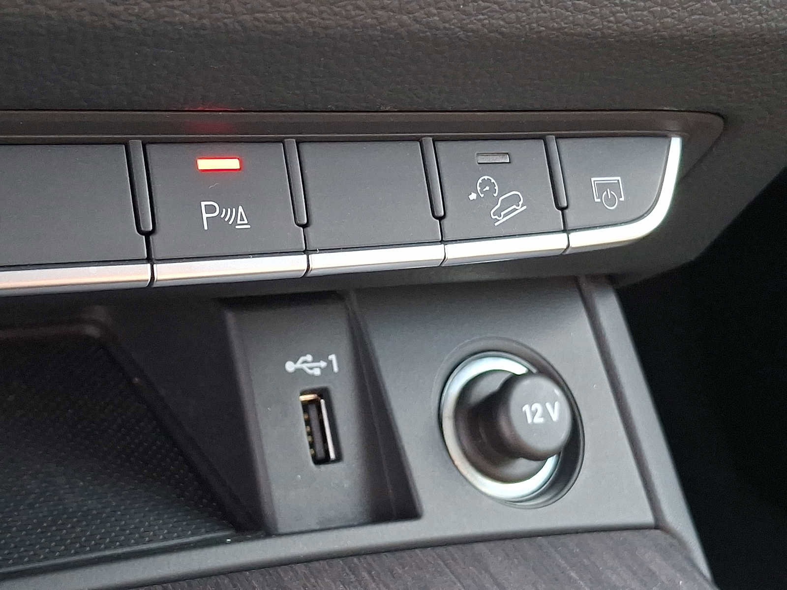 Used 2022 Audi Q5 2.0T Premium Plus w/ Premium Plus Package image 23