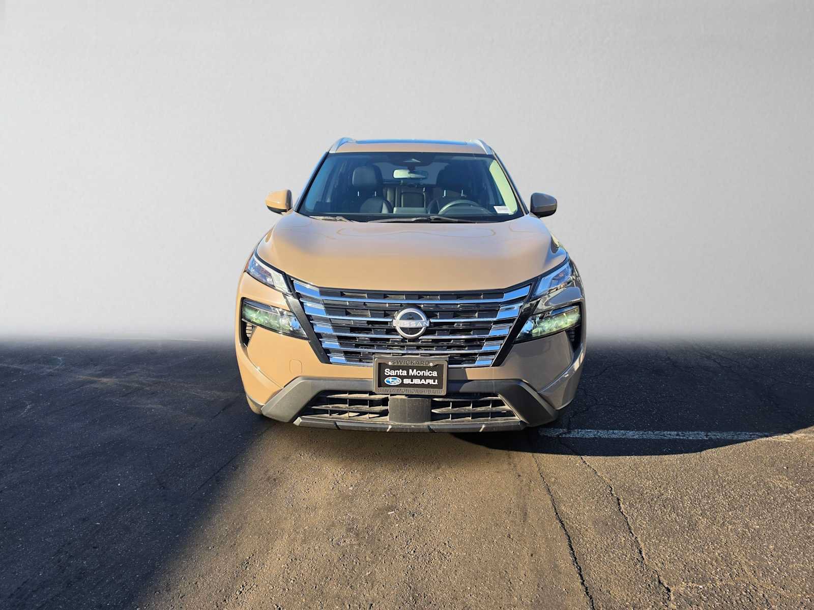 Used 2024 Nissan Rogue SV w/ SV Premium Package FWD image 8