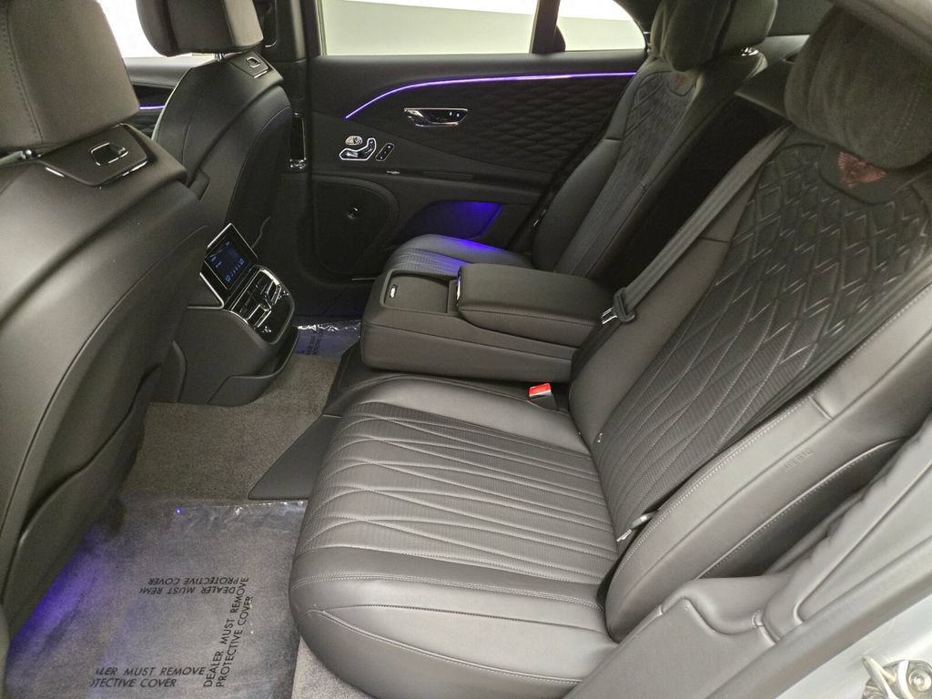 Used 2021 Bentley Flying Spur V8 AWD/4WD image 36