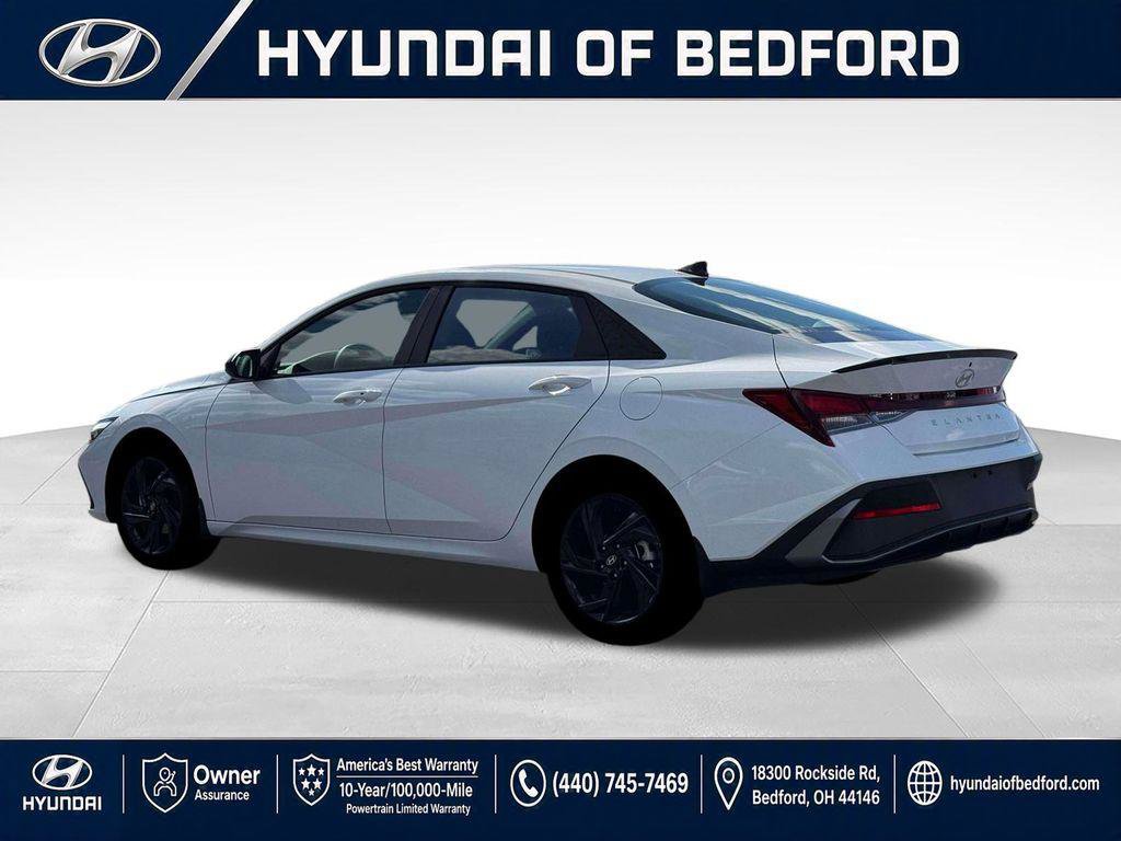 New 2026 Hyundai Elantra Sport FWD image 4