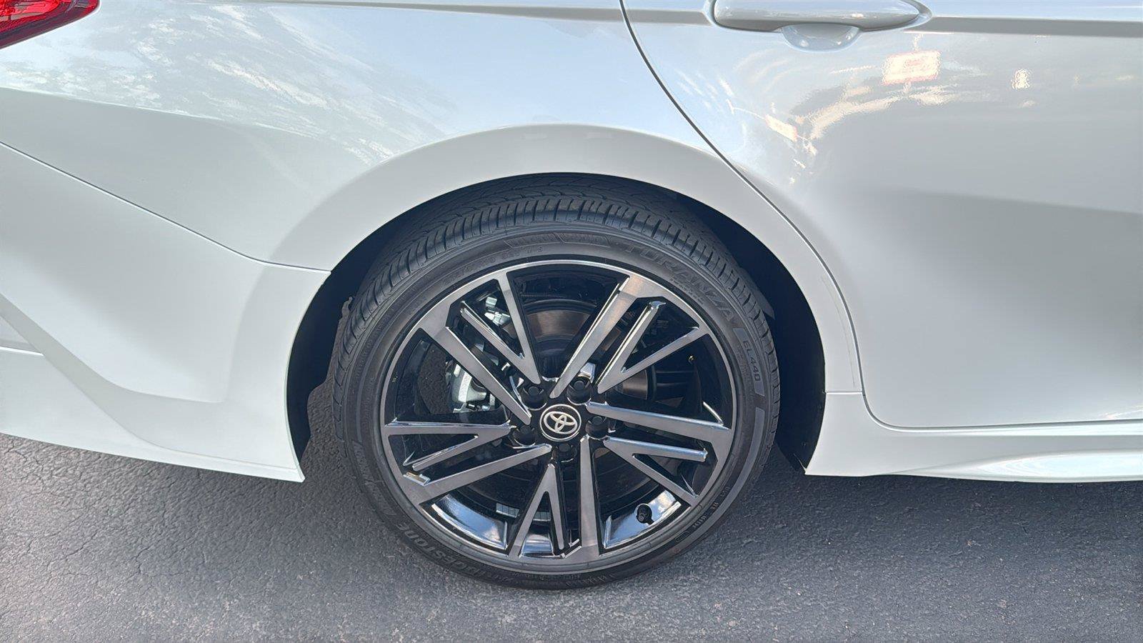 Used 2026 Toyota Camry XSE FWD image 11