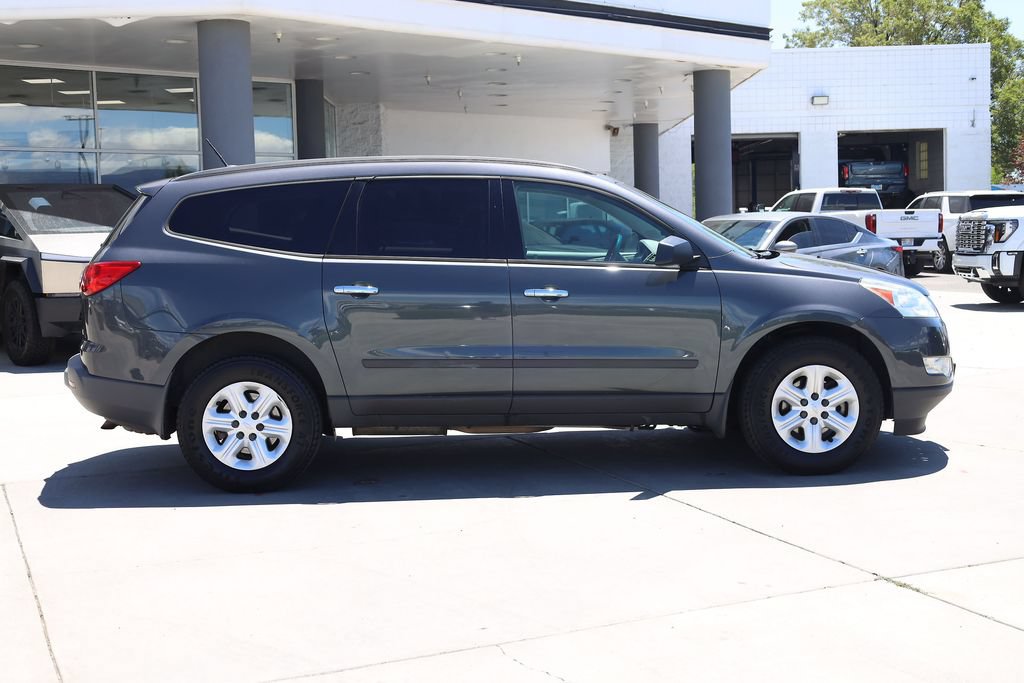 Used 2011 Chevrolet Traverse LS AWD/4WD image 7