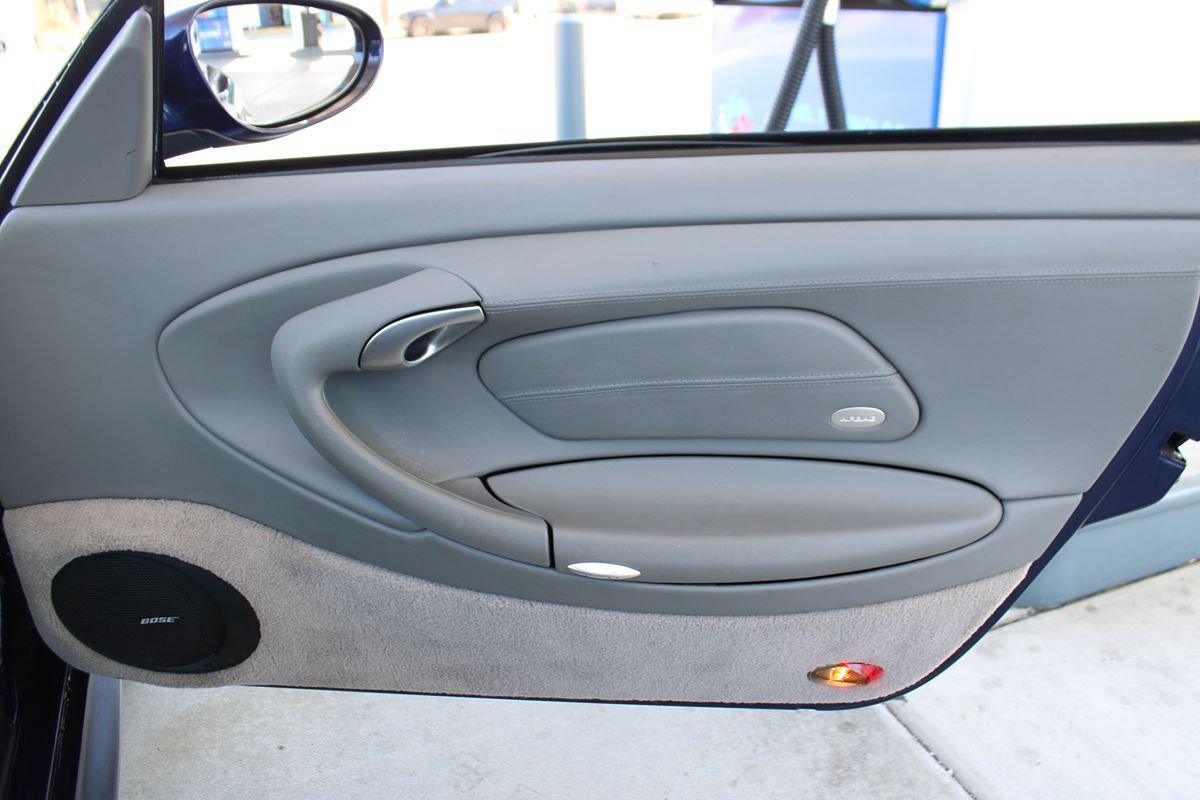 Used 2002 Porsche 911 Carrera 4S AWD/4WD image 35