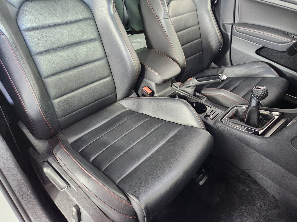 Used 2019 Volkswagen GTI SE w/ SE Experience Package FWD image 11