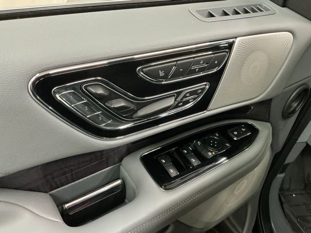 Used 2019 Lincoln Navigator Reserve w/ Cargo Package image 14