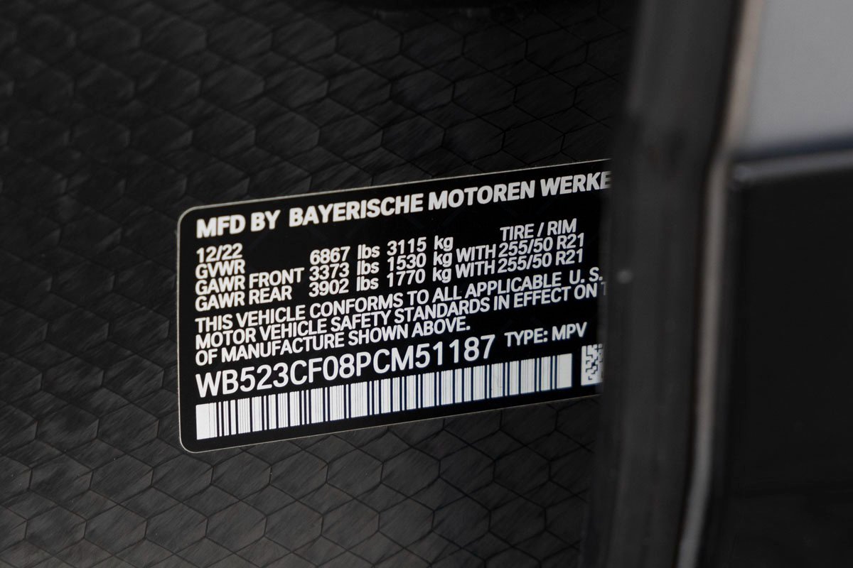 Certified 2023 BMW iX xDrive50 w/ Premium Package image 33