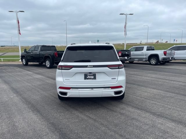 Used 2023 Jeep Grand Cherokee Overland AWD/4WD image 6