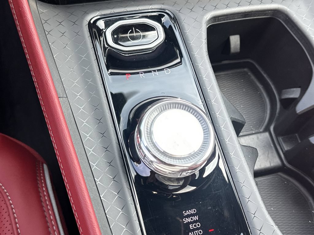Used 2025 Jeep Wagoneer S Launch Edition AWD/4WD image 30