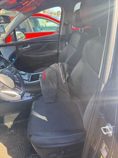 Used 2022 Hyundai Santa Fe SEL w/ Convenience Package image 7