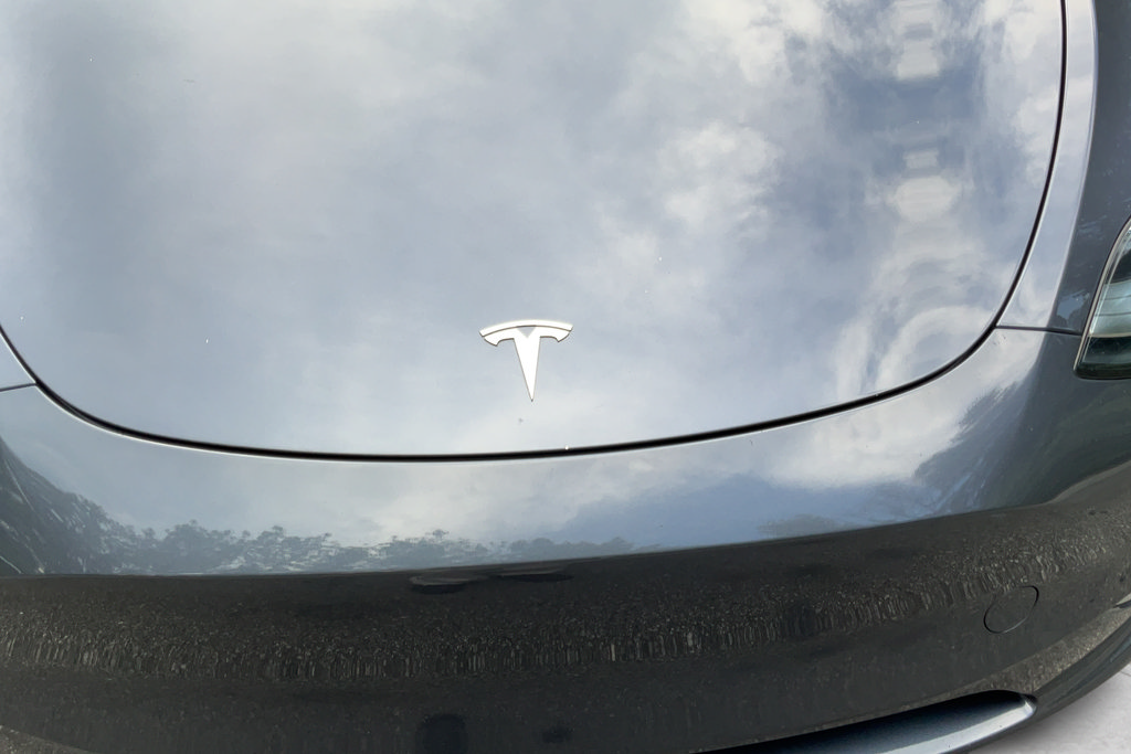 Used 2023 Tesla Model Y AWD image 29