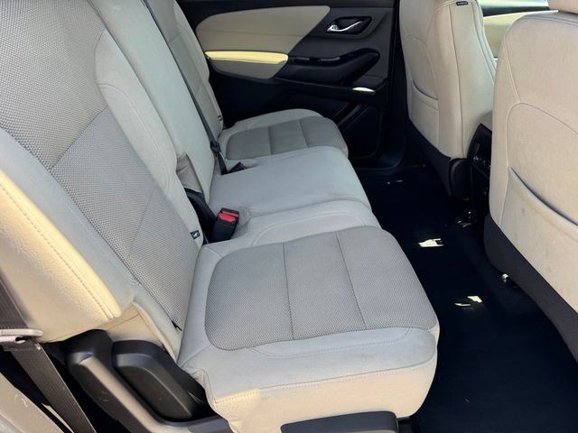 Certified 2023 Chevrolet Traverse LS FWD image 9