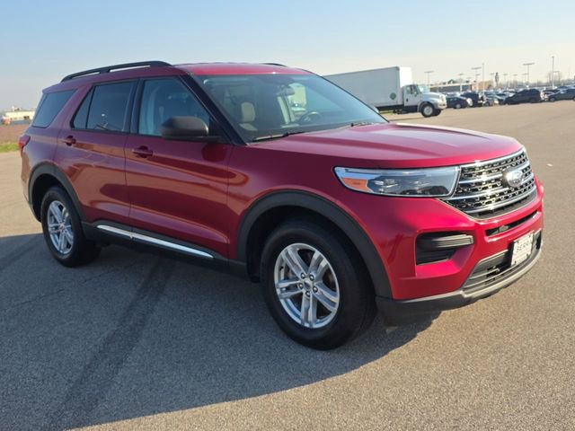 Used 2022 Ford Explorer XLT AWD/4WD image 15