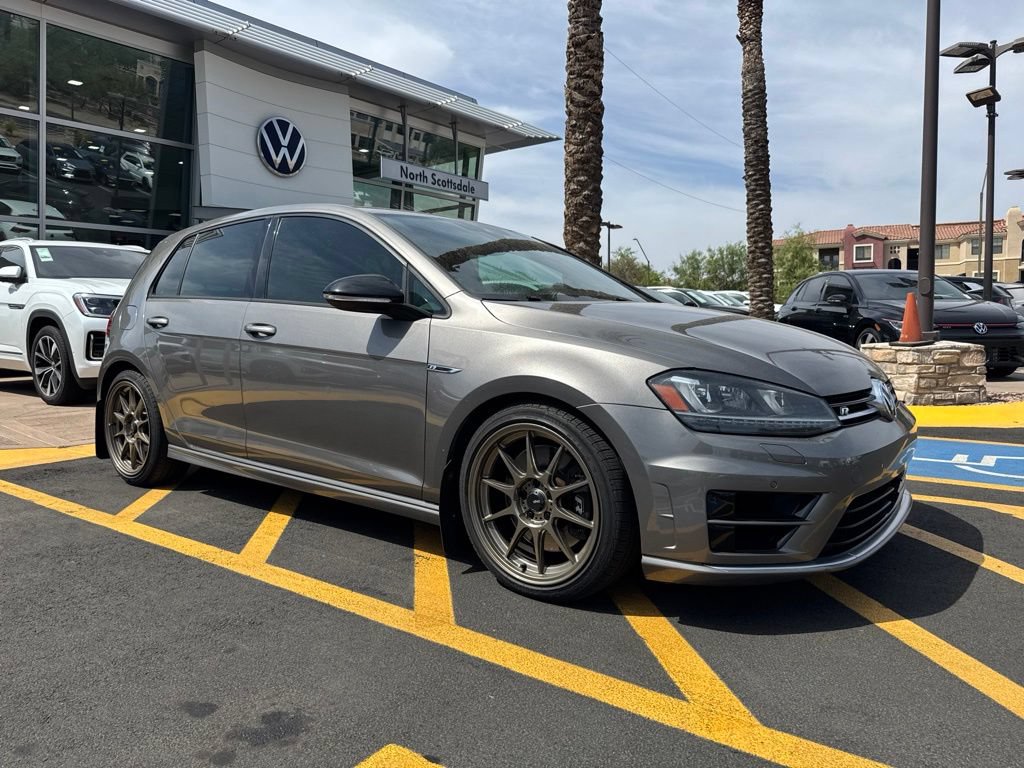 Used 2017 Volkswagen Golf R 4-Door AWD/4WD image 5