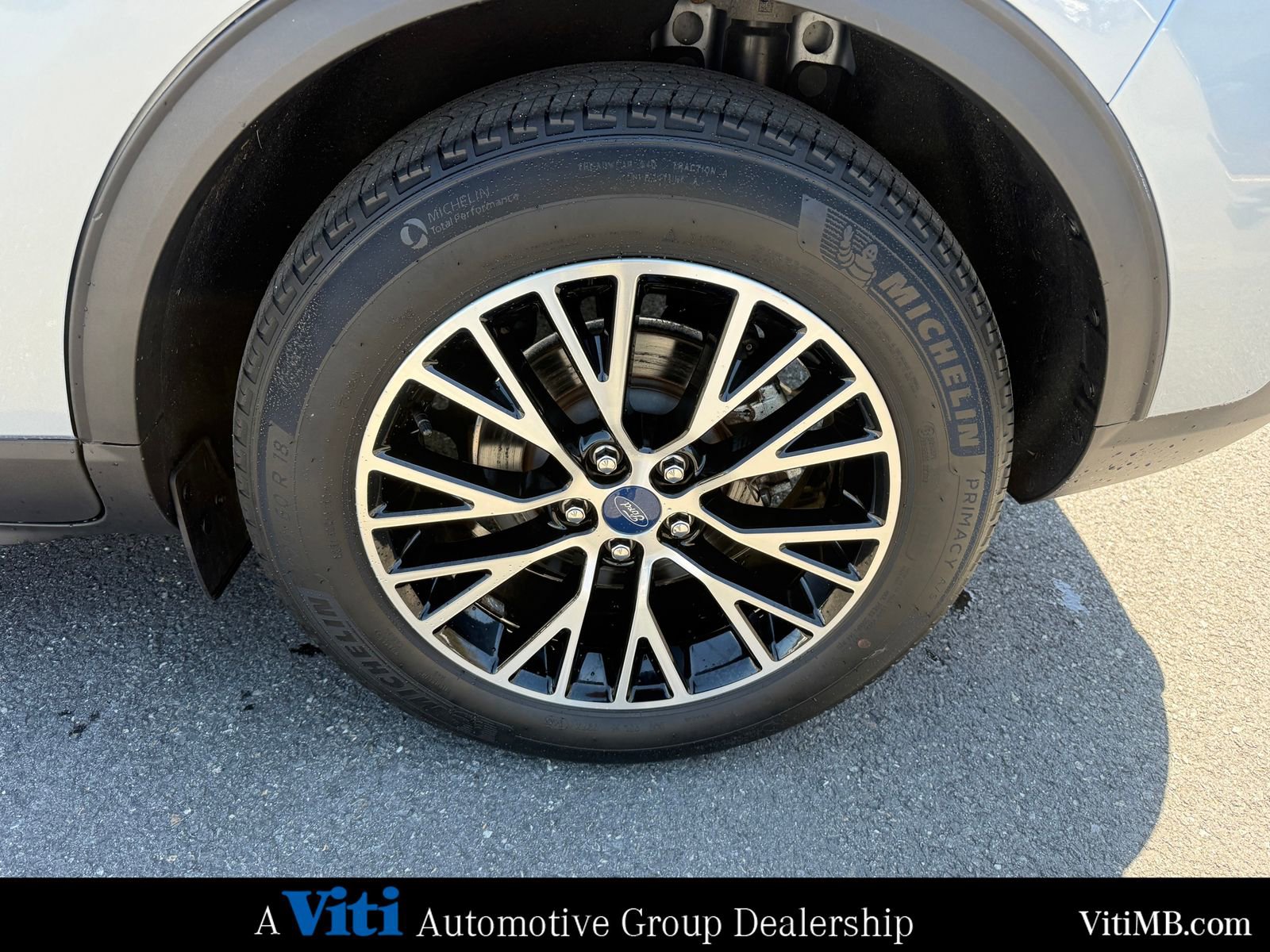 Used 2022 Ford Escape Titanium FWD image 13