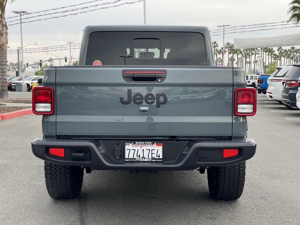 Certified 2025 Jeep Gladiator Sport image 6