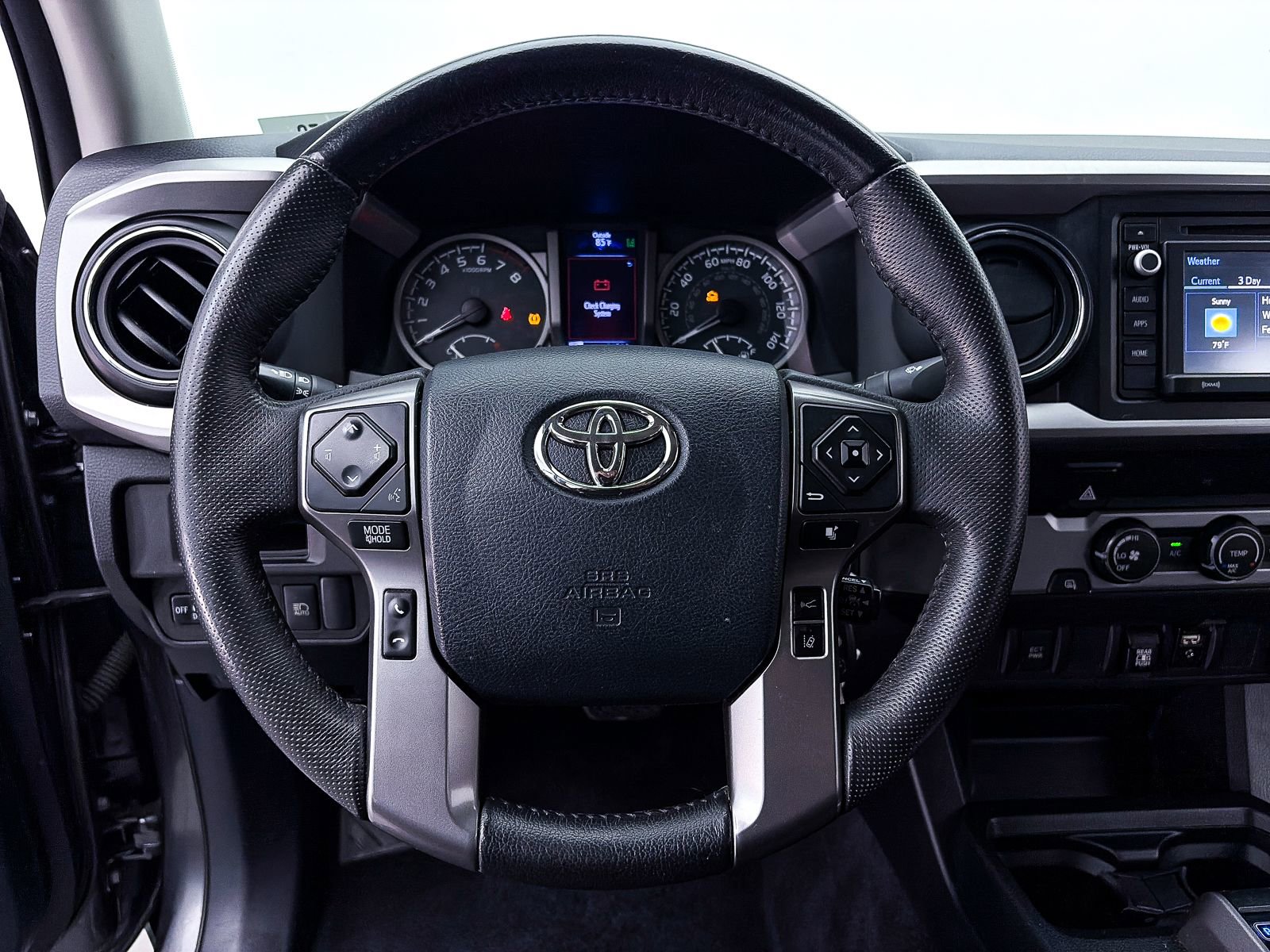 Used 2019 Toyota Tacoma SR5 RWD image 25