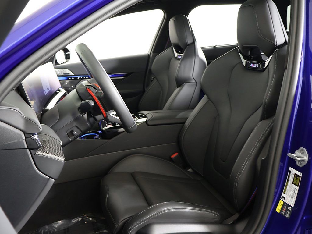 Used 2025 BMW M5 Touring image 34