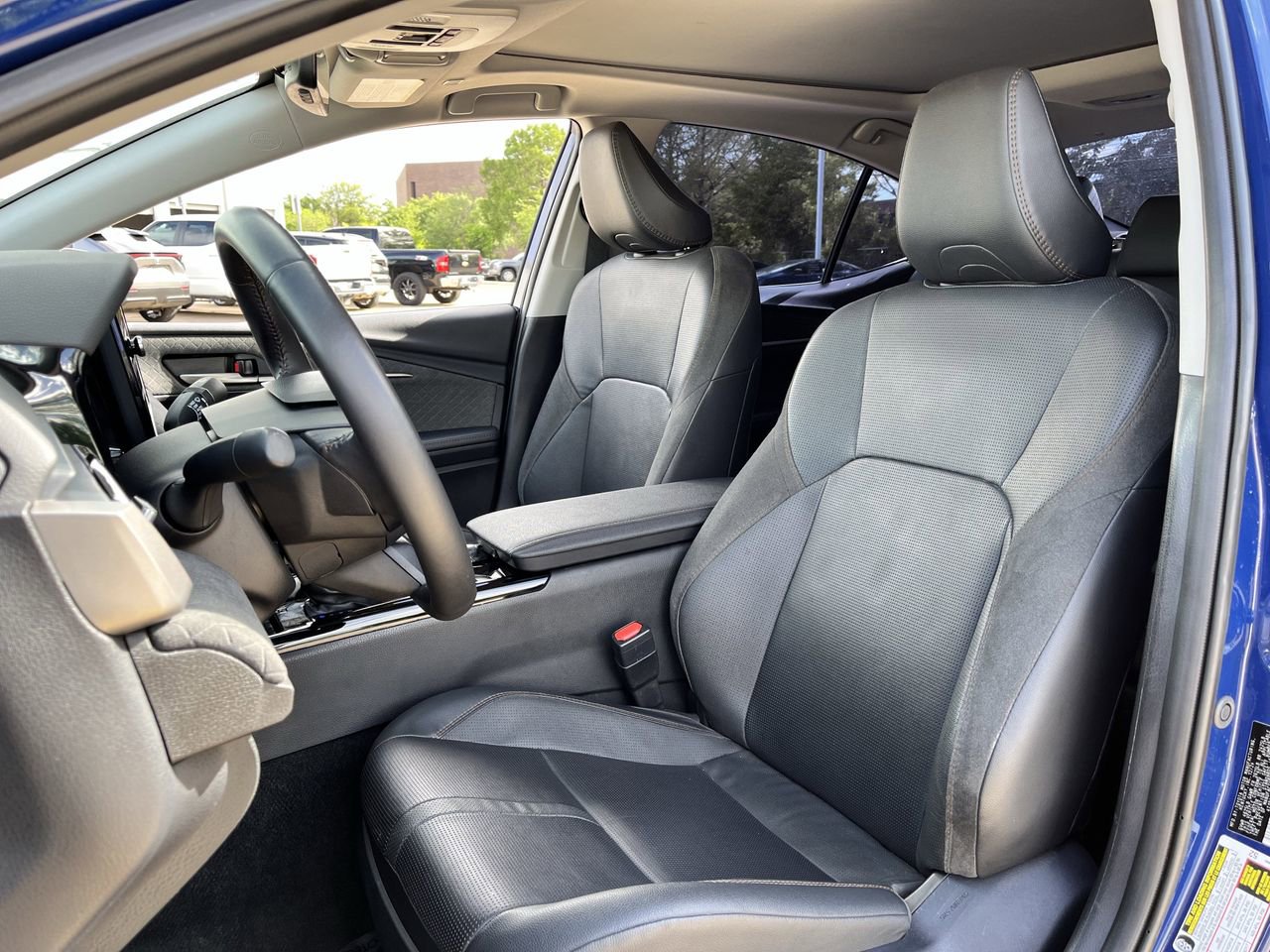 Used 2025 Toyota Camry XLE w/ Premium Package image 23