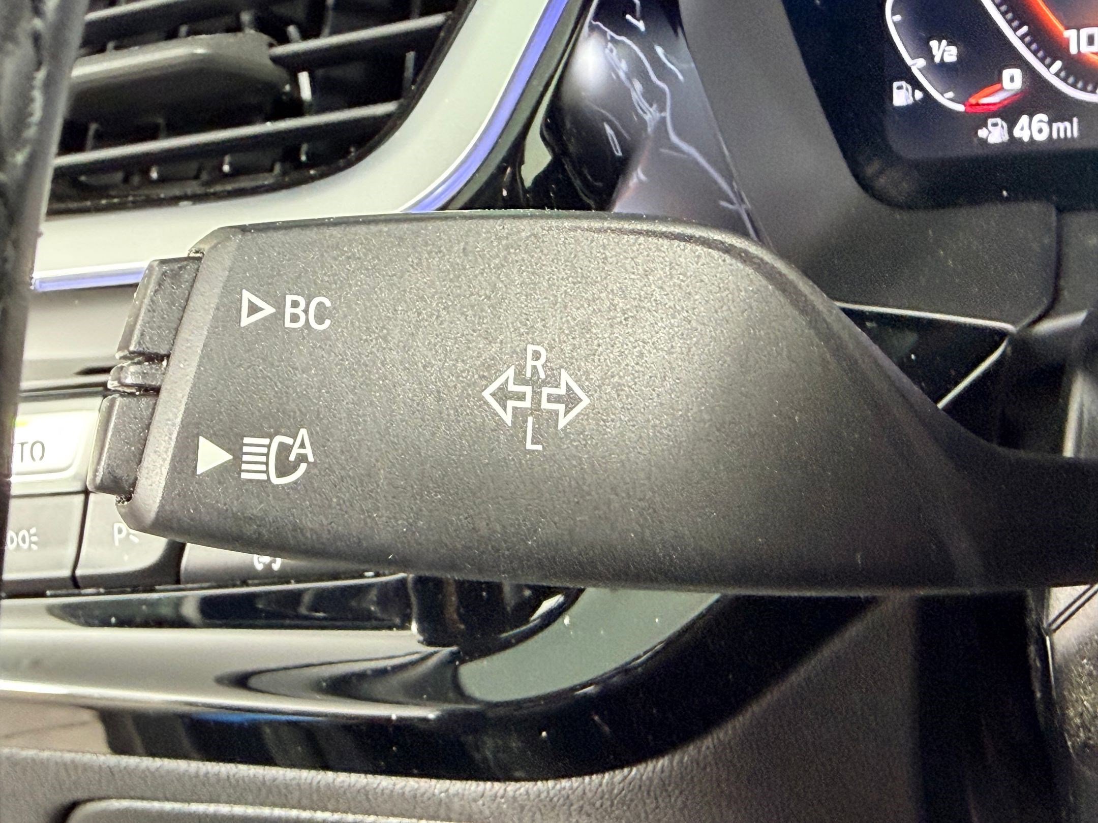 Certified 2022 BMW Z4 M40i w/ Premium Package image 26