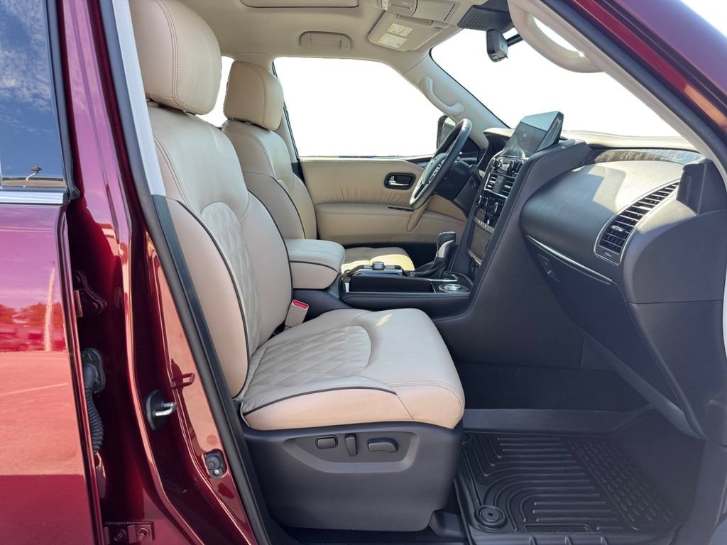 Used 2023 Nissan Armada Platinum w/ Captain's Chairs Package RWD image 15