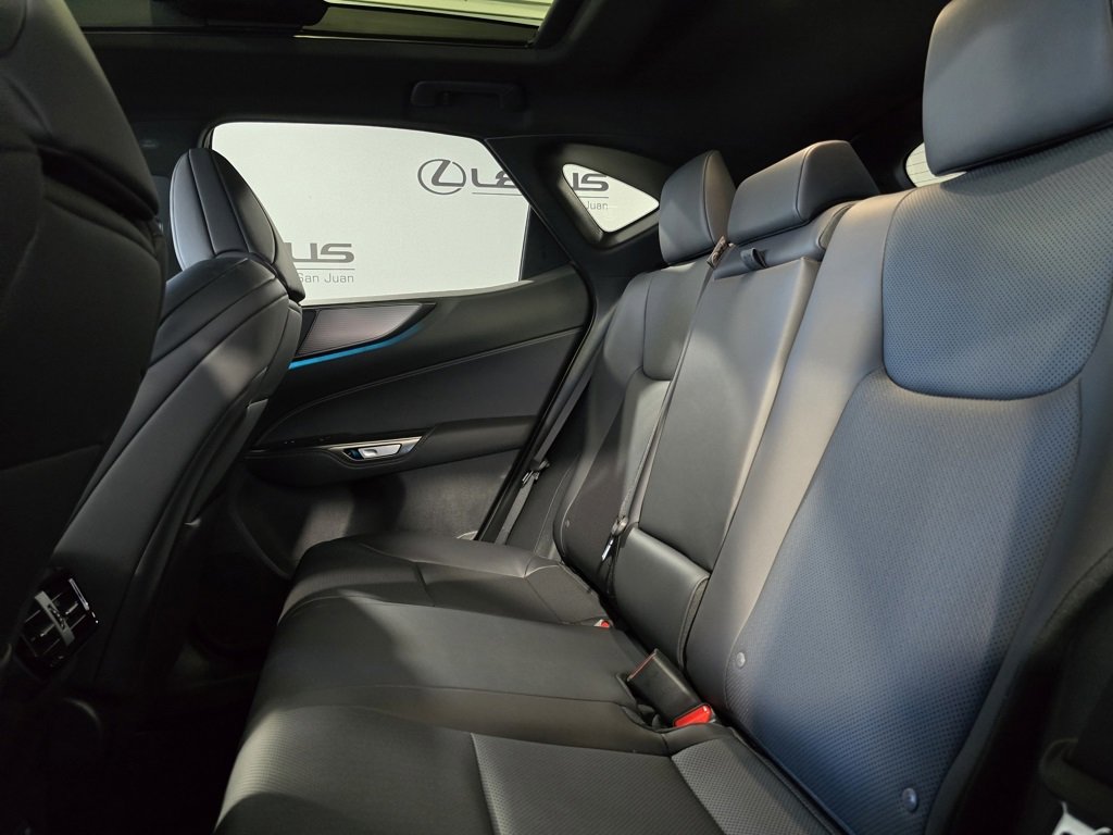 Used 2025 Lexus NX 450h+ F Sport image 27