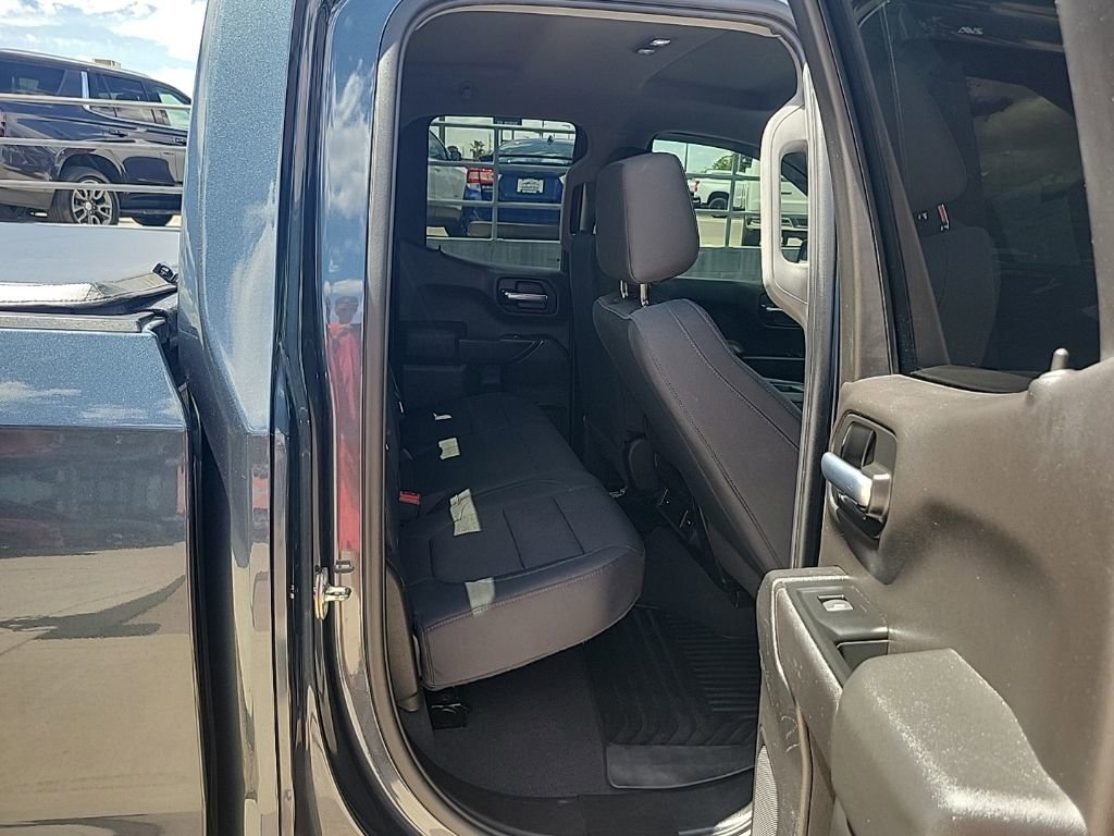 Used 2019 Chevrolet Silverado 1500 Custom Trail Boss w/ Custom Convenience Package AWD/4WD image 16