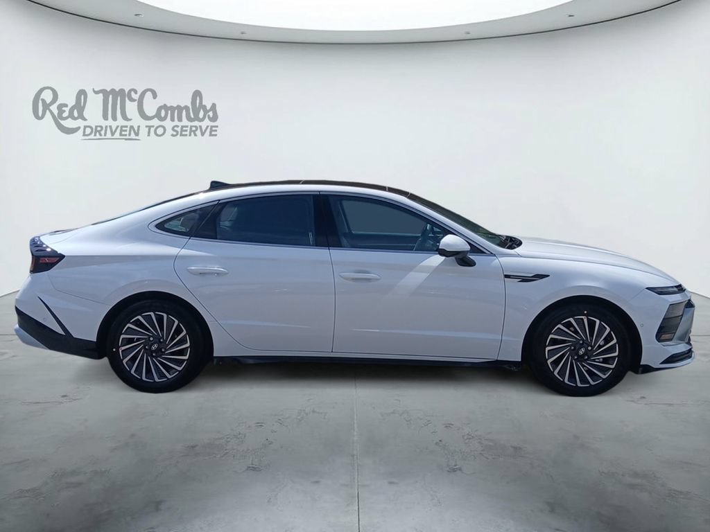 New 2026 Hyundai Sonata Limited FWD image 6