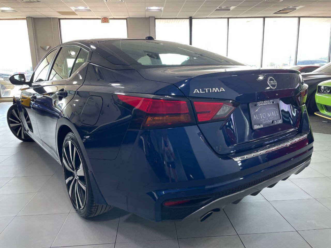 Used 2022 Nissan Altima 2.5 SR FWD image 5