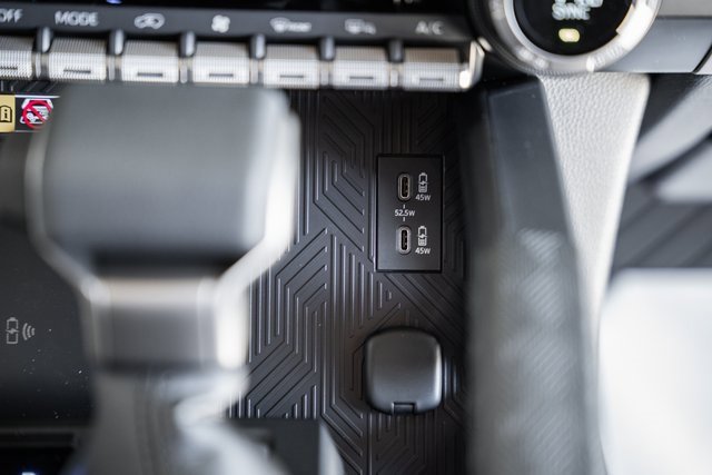 New 2025 Toyota 4Runner Limited image 25