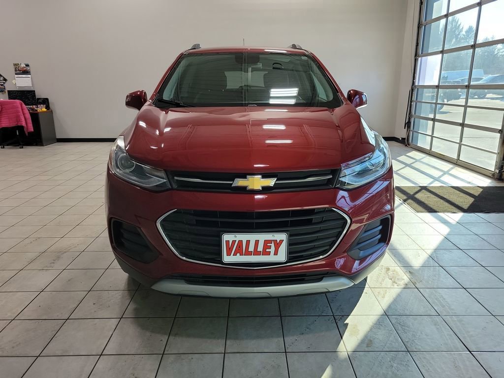 Used 2018 Chevrolet Trax LT w/ LT Convenience Package image 8