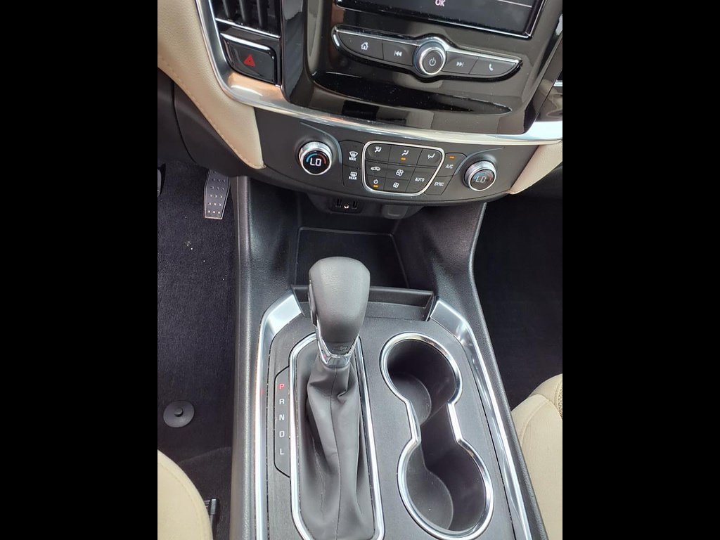 Used 2023 Chevrolet Traverse LS AWD/4WD image 15