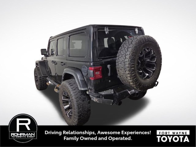 Used 2019 Jeep Wrangler Unlimited Sahara w/ Quick Order Package 24M Moab AWD/4WD image 10