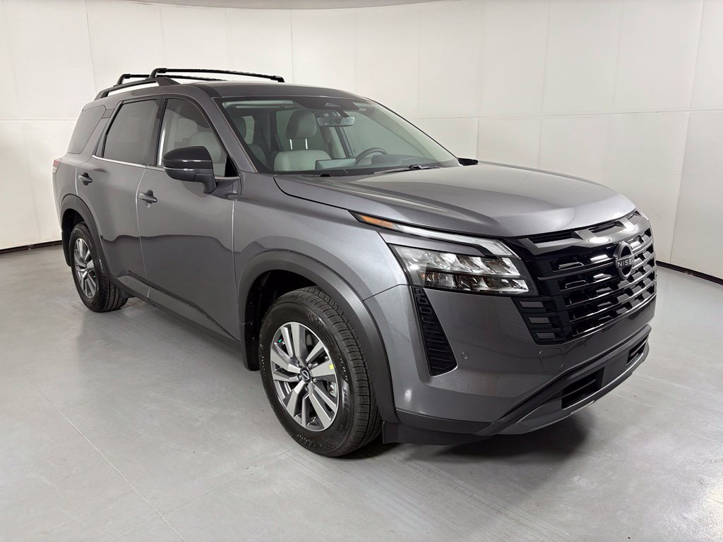 New 2026 Nissan Pathfinder SL FWD image 2