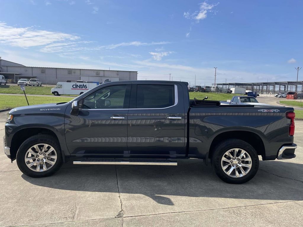 Used 2020 Chevrolet Silverado 1500 LTZ w/ LTZ Premium Package image 6