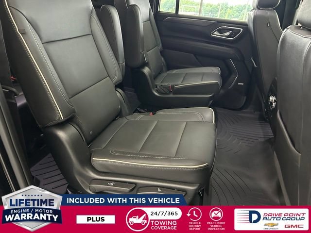 Used 2023 GMC Yukon XL SLT w/ SLT Premium Package AWD/4WD image 35