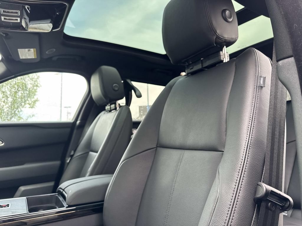 New 2026 Land Rover Range Rover Velar S AWD/4WD image 20