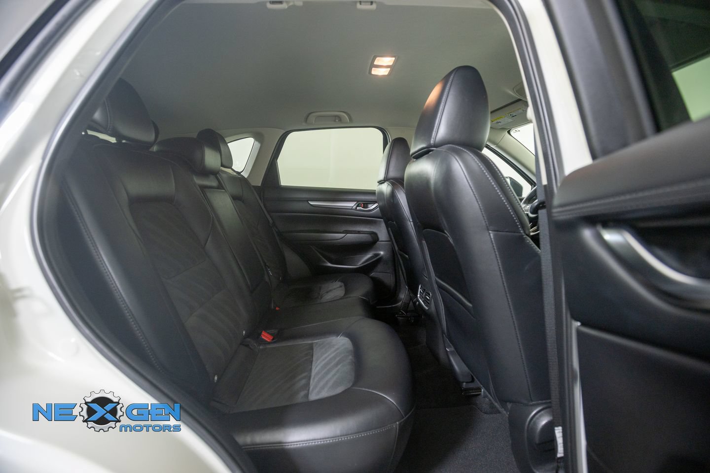 Used 2021 MAZDA CX-5 Touring AWD/4WD image 40